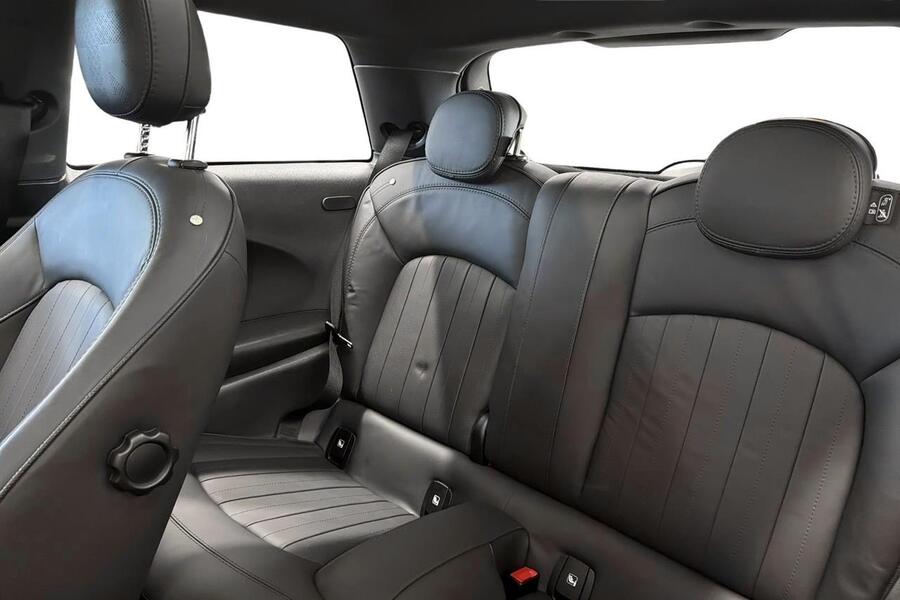 Mini Hatchback vaihtoauto