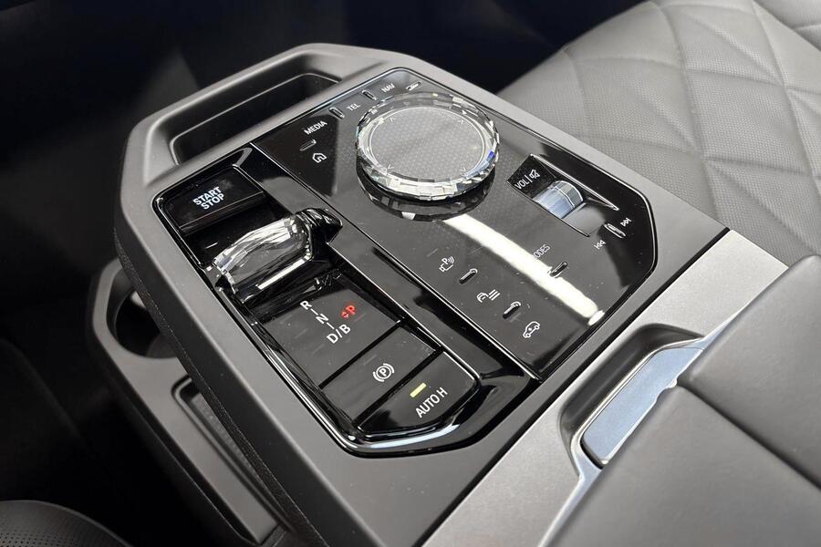 BMW iX M60 vaihtoauto