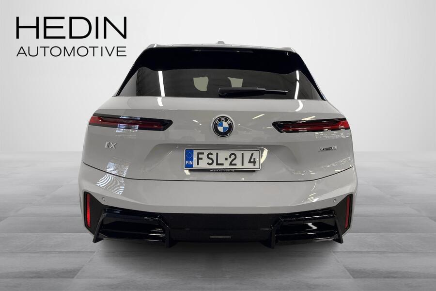 BMW iX vaihtoauto
