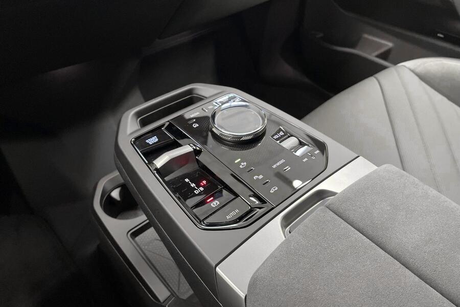 BMW iX vaihtoauto