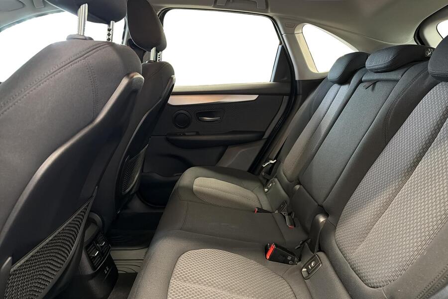 BMW 225 vaihtoauto