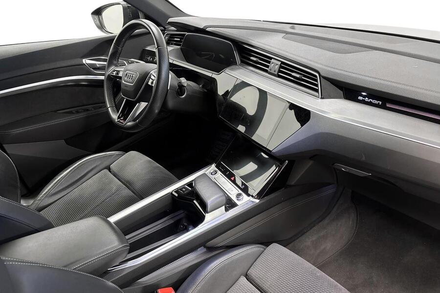 Audi e-tron vaihtoauto