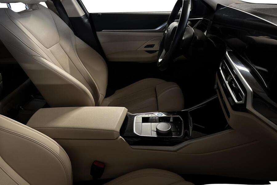 BMW i4 vaihtoauto