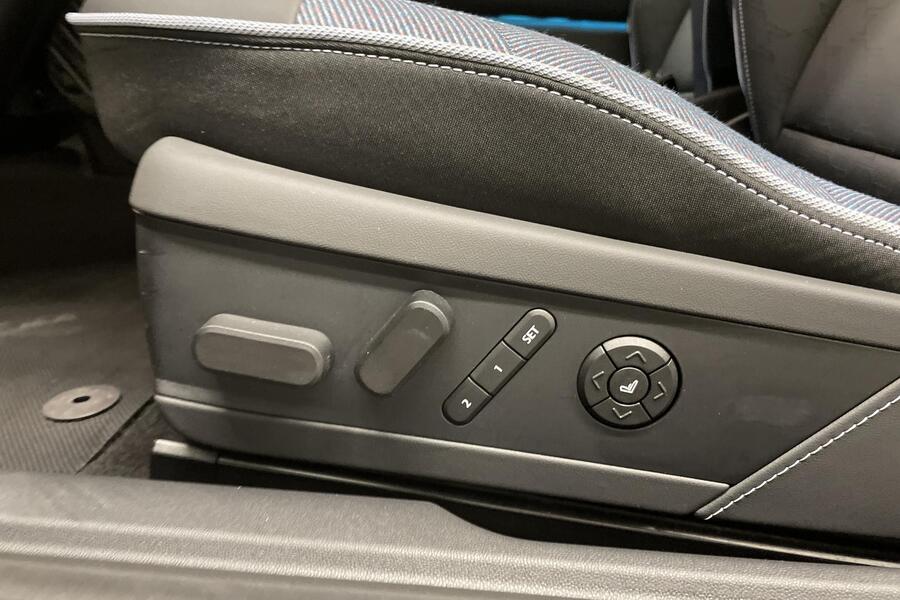 Mini Hatchback vaihtoauto