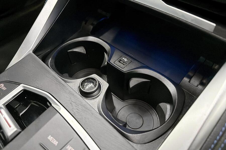 BMW i4 vaihtoauto
