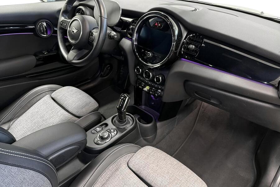 Mini Hatchback vaihtoauto