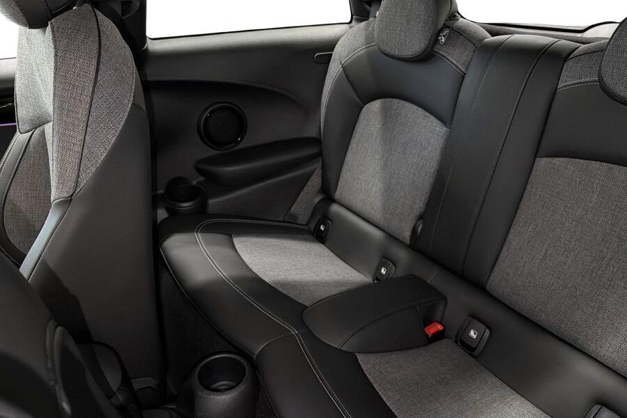 Mini Hatchback vaihtoauto