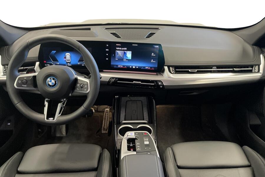 BMW iX1 vaihtoauto
