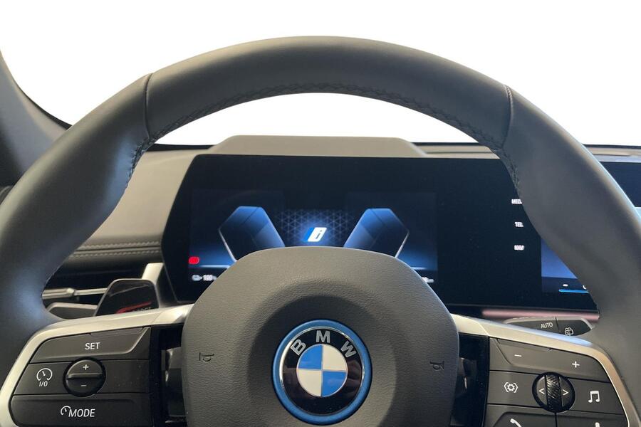 BMW iX1 vaihtoauto