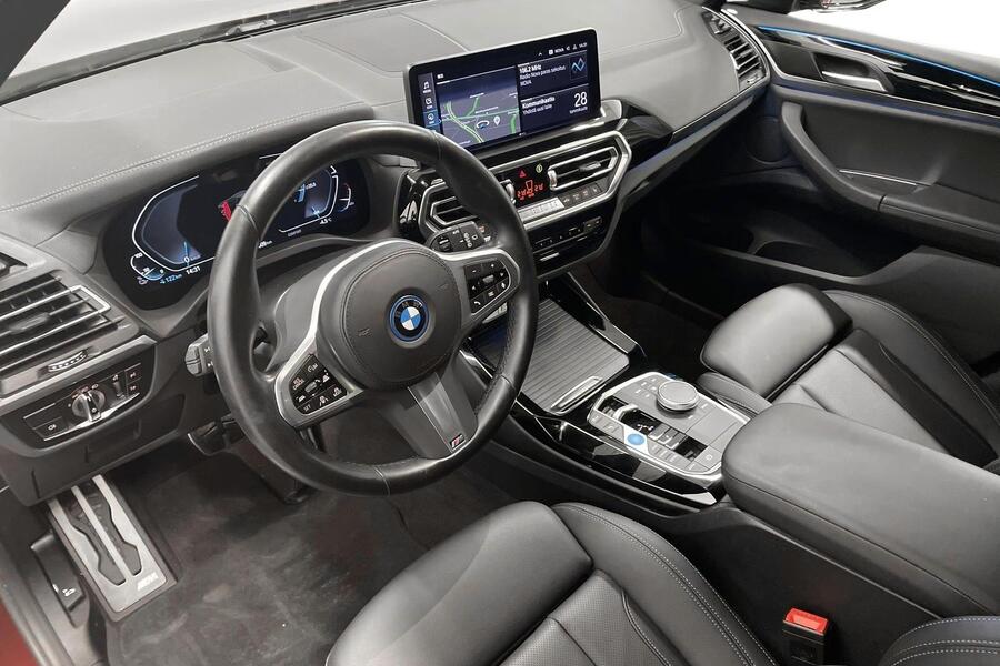 BMW iX3 vaihtoauto