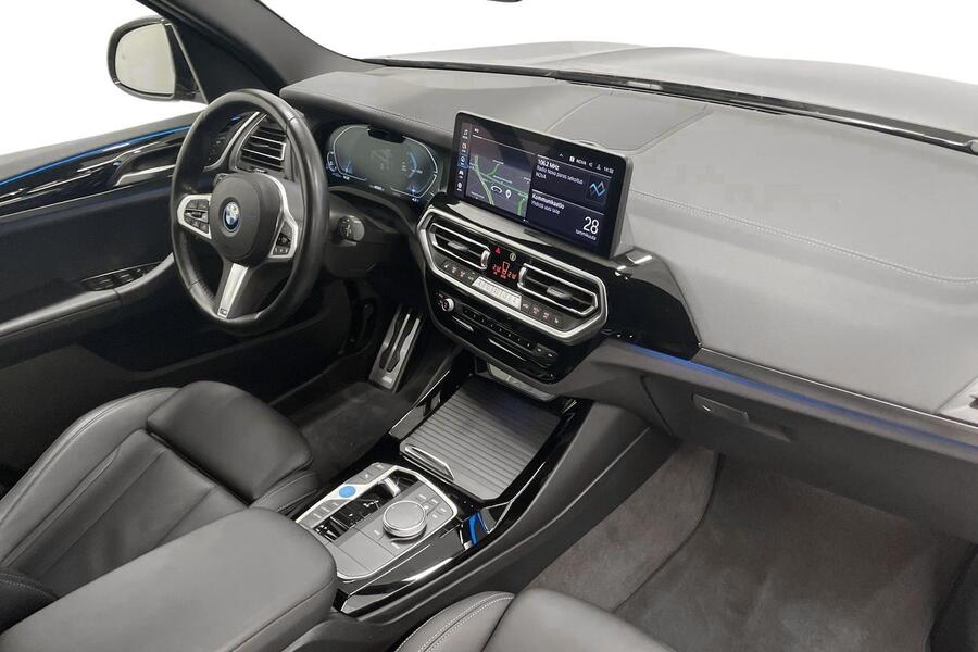 BMW iX3 vaihtoauto