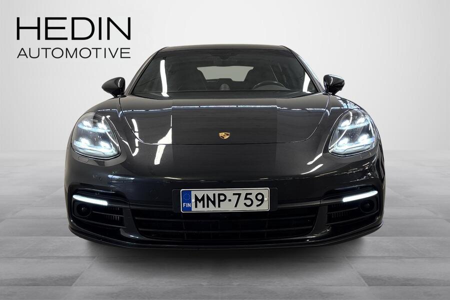 Porsche Panamera vaihtoauto