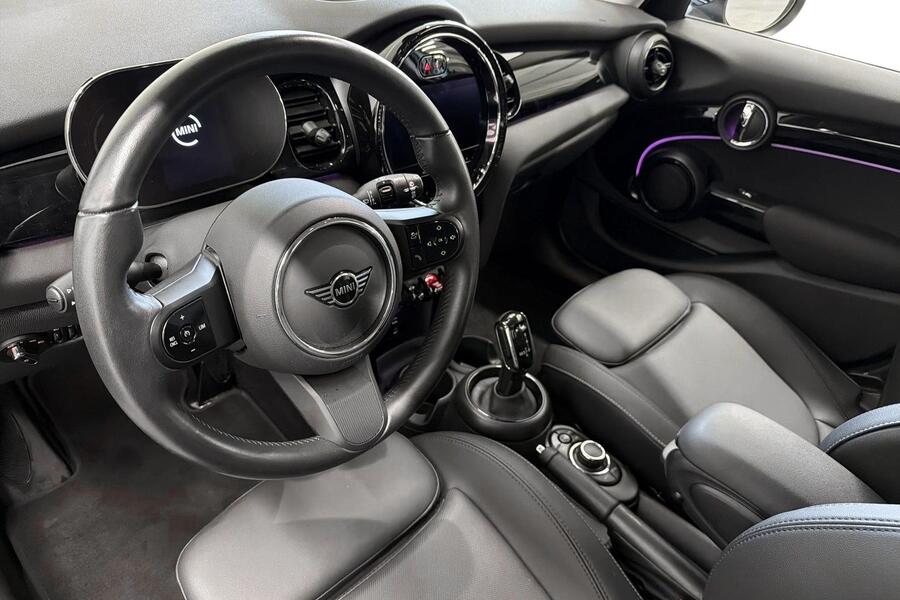 Mini Hatchback vaihtoauto