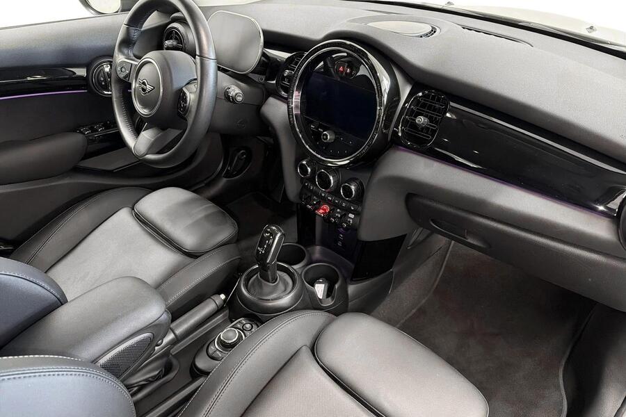 Mini Hatchback vaihtoauto