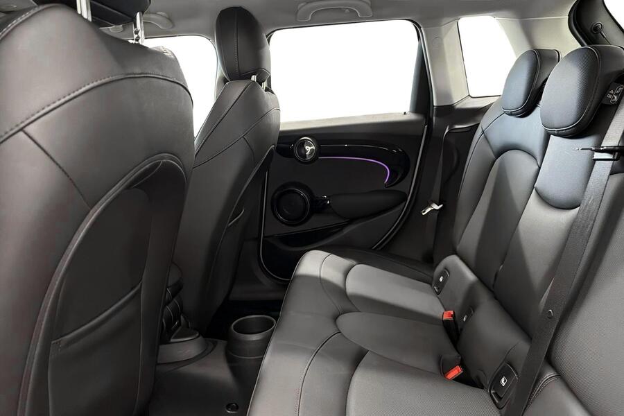 Mini Hatchback vaihtoauto