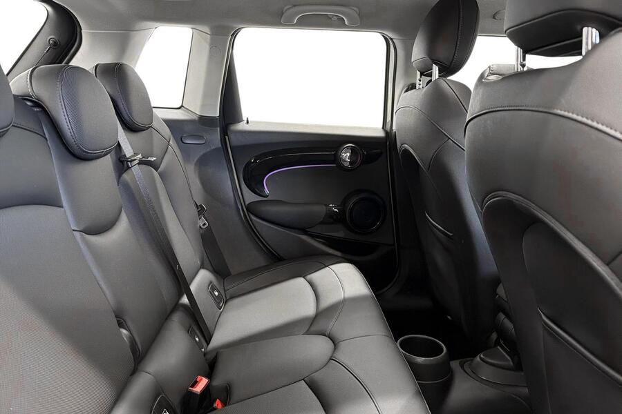 Mini Hatchback vaihtoauto