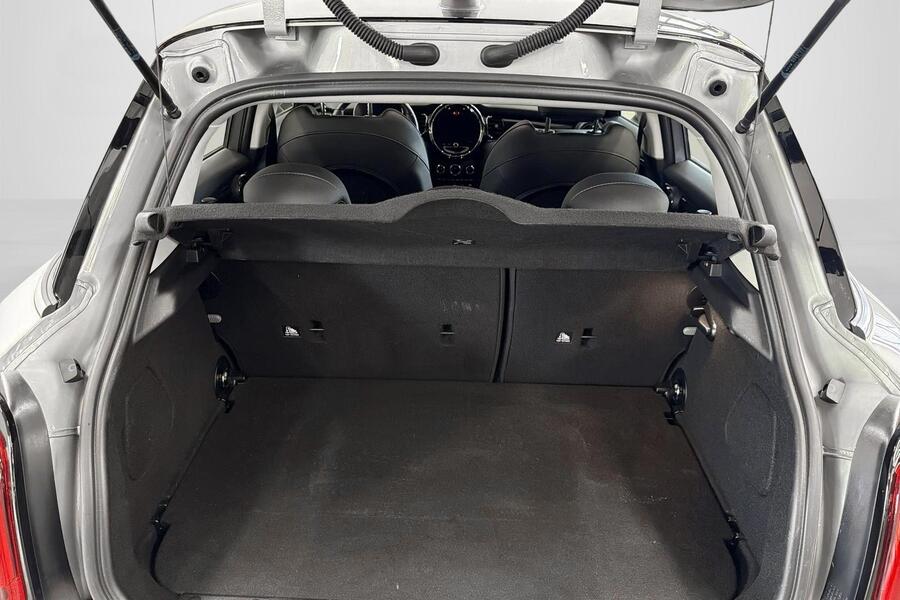 Mini Hatchback vaihtoauto