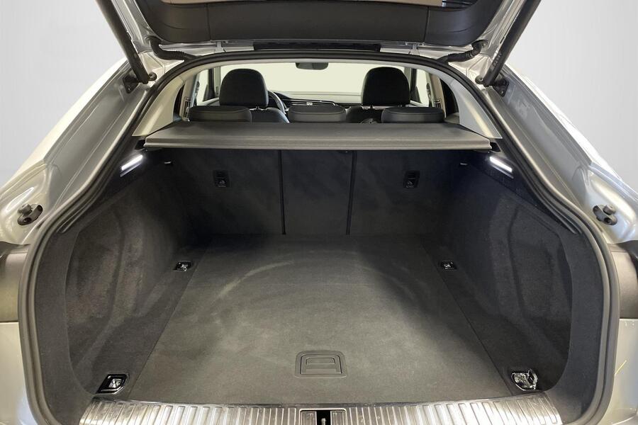 Audi Q8 e-tron vaihtoauto