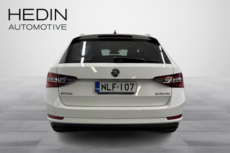 Skoda Superb vaihtoauto