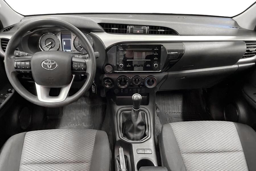 Toyota Hilux vaihtoauto