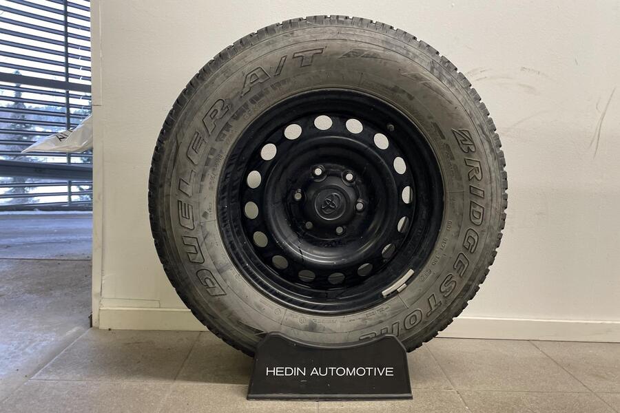 Toyota Hilux vaihtoauto