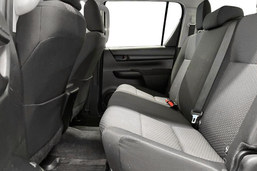 Toyota Hilux vaihtoauto