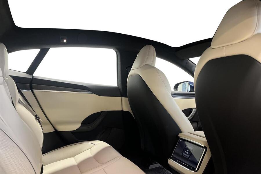 Tesla Model S vaihtoauto