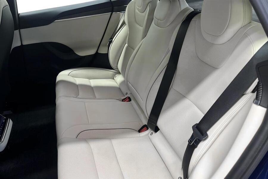 Tesla Model S vaihtoauto