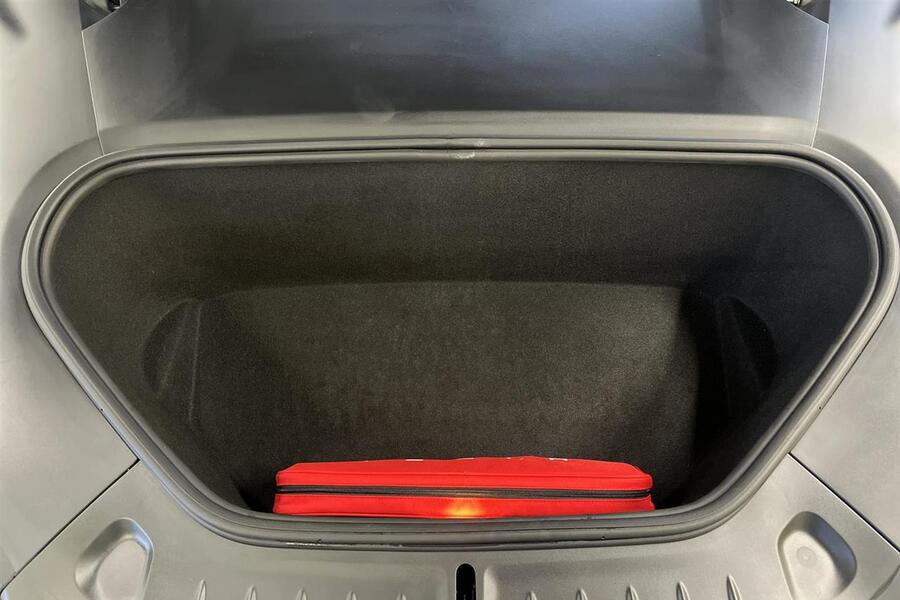 Tesla Model S vaihtoauto