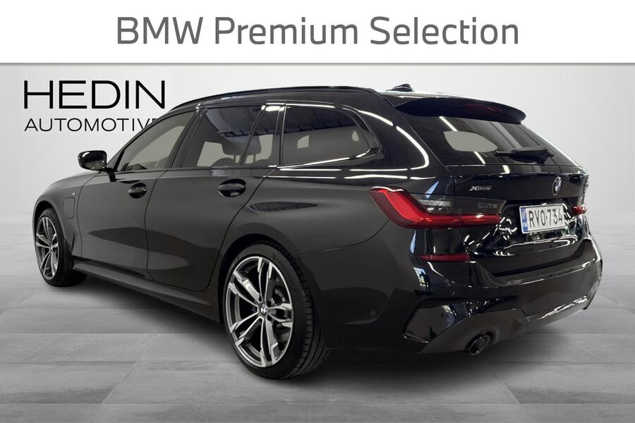 BMW 330 vaihtoauto