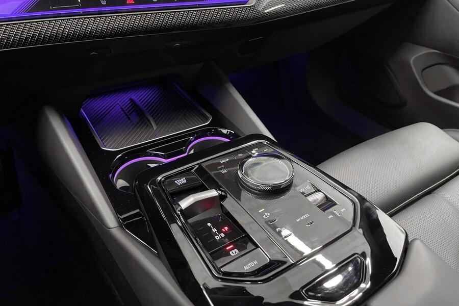 BMW i5 M60 vaihtoauto