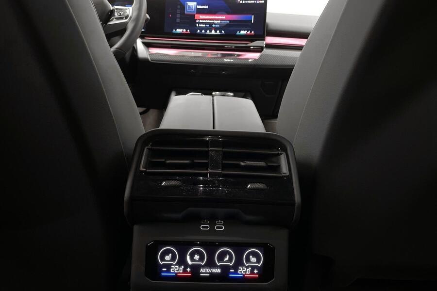 BMW i5 M60 vaihtoauto