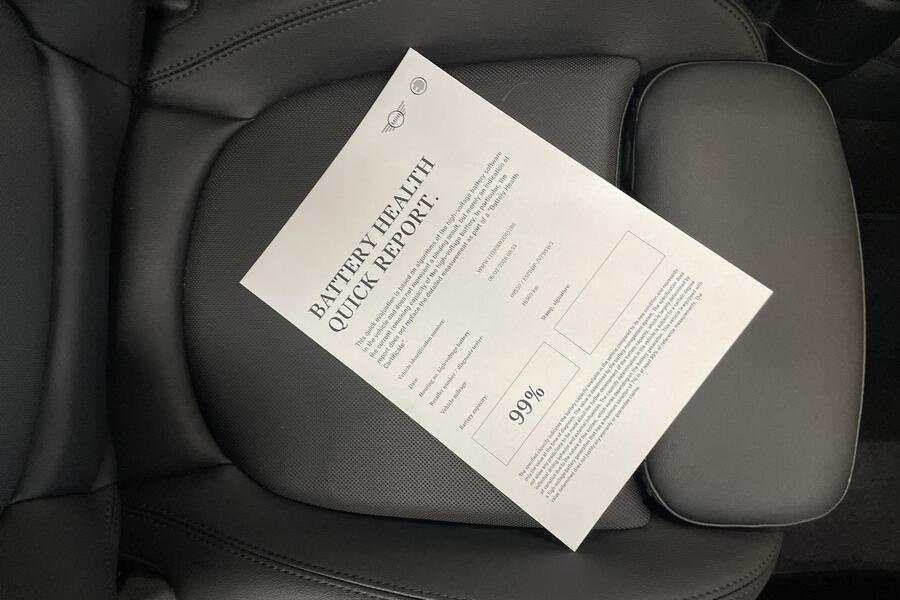 Mini Hatchback vaihtoauto