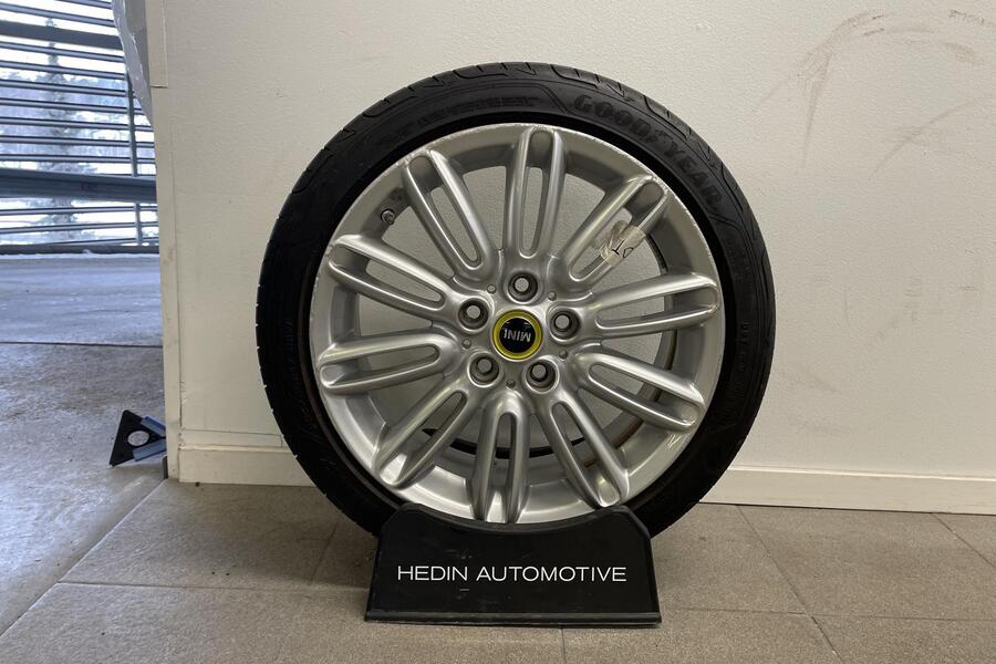 Mini Hatchback vaihtoauto