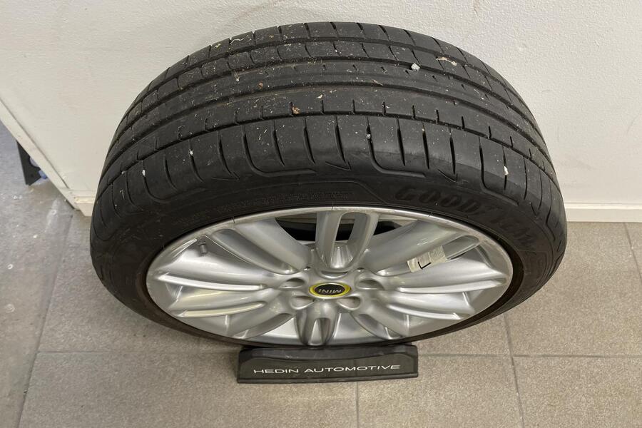 Mini Hatchback vaihtoauto