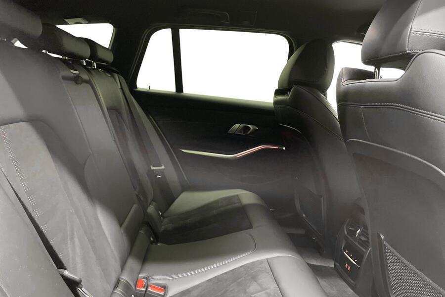BMW 330 vaihtoauto