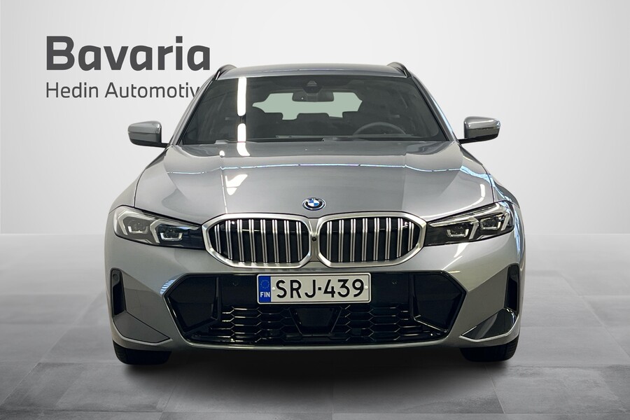 BMW 330 vaihtoauto