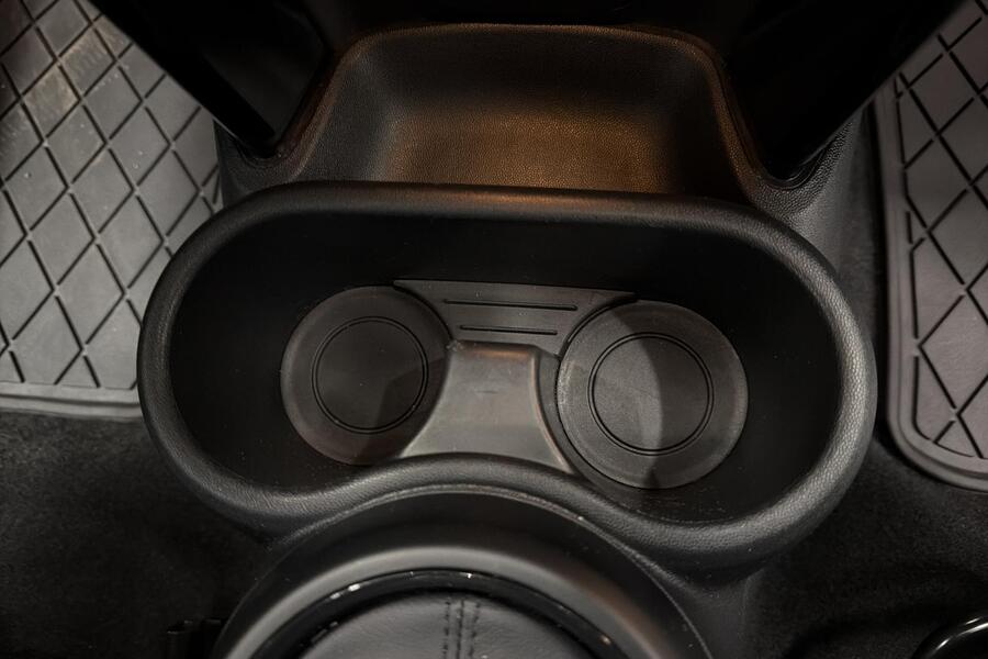 Mini Hatchback vaihtoauto