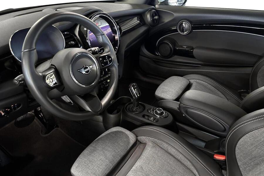 Mini Hatchback vaihtoauto