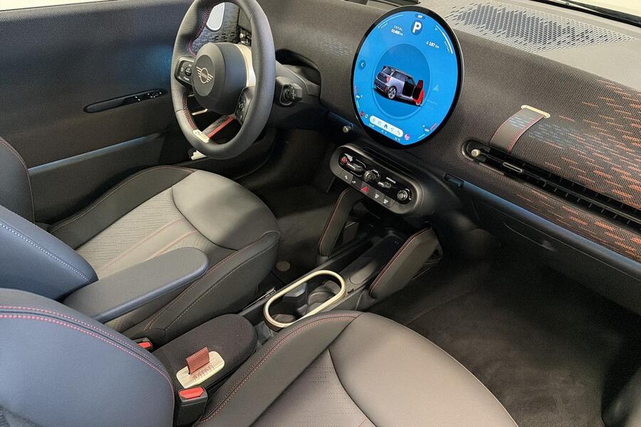 Mini Hatchback vaihtoauto