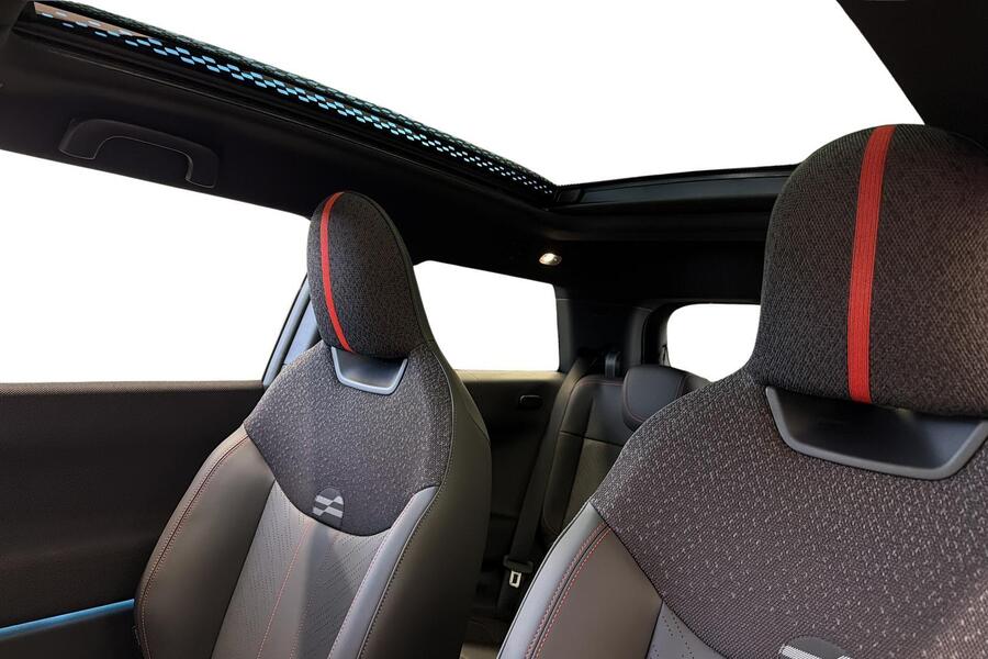 Mini Hatchback vaihtoauto