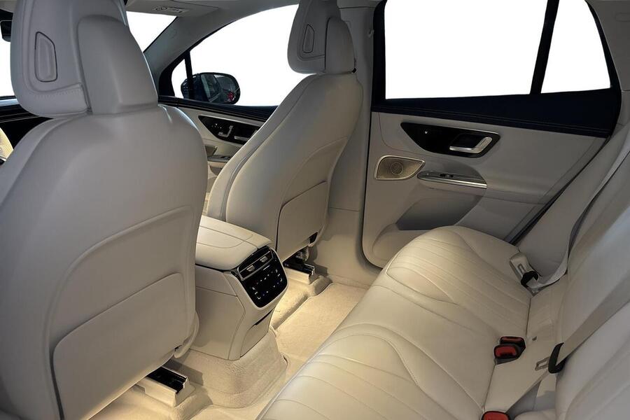 Mercedes-Benz EQE vaihtoauto