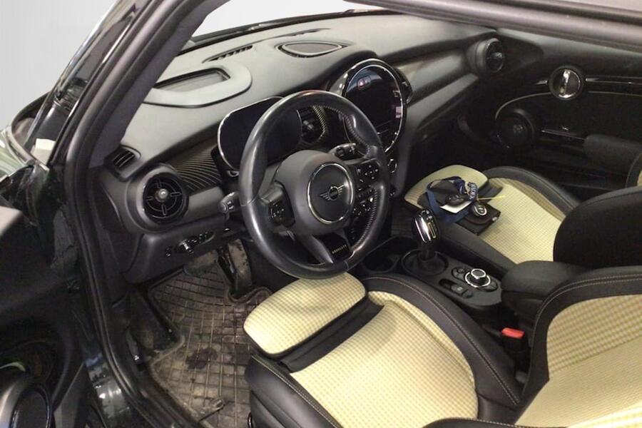 Mini Hatchback vaihtoauto