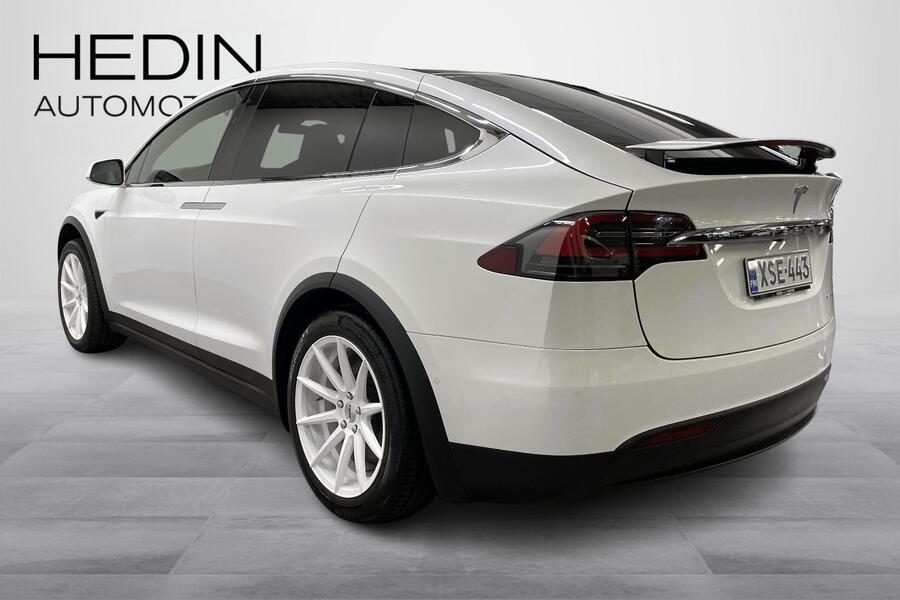 Tesla Model X vaihtoauto