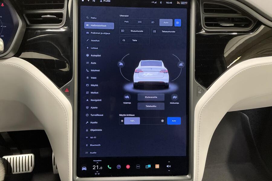 Tesla Model X vaihtoauto