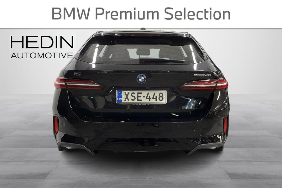 BMW i5 vaihtoauto