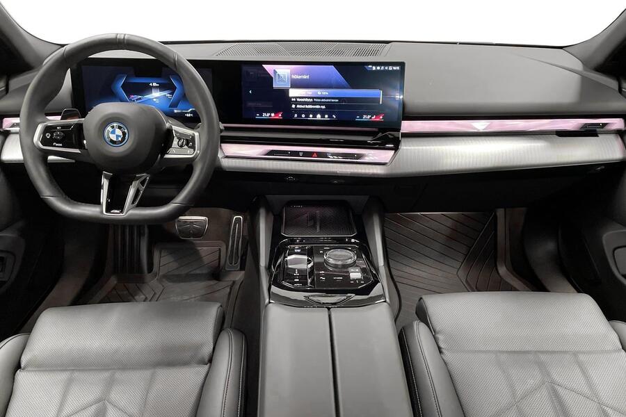 BMW i5 vaihtoauto
