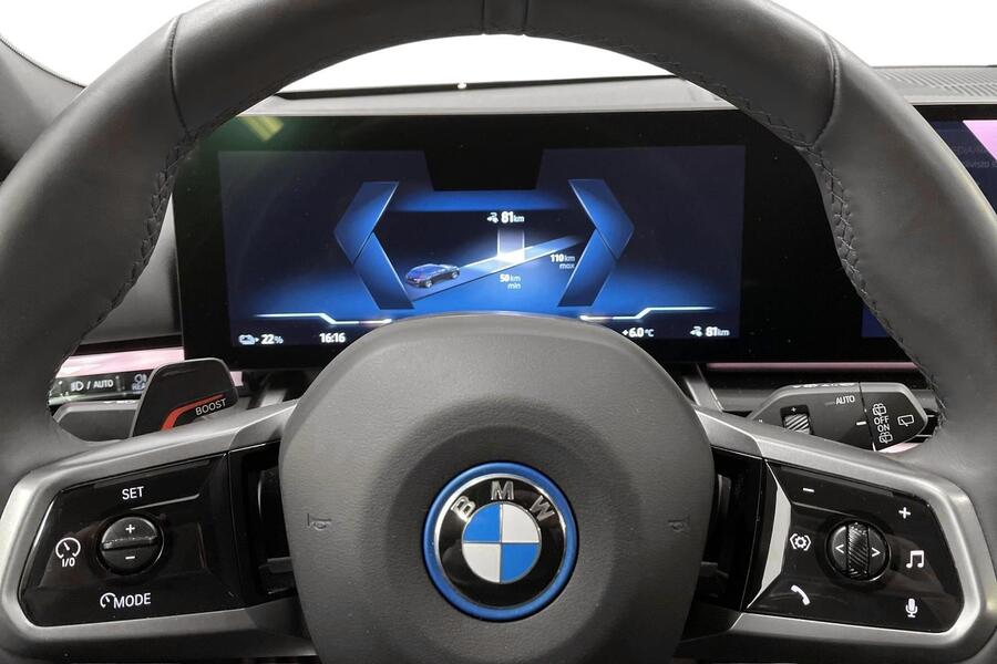 BMW i5 vaihtoauto