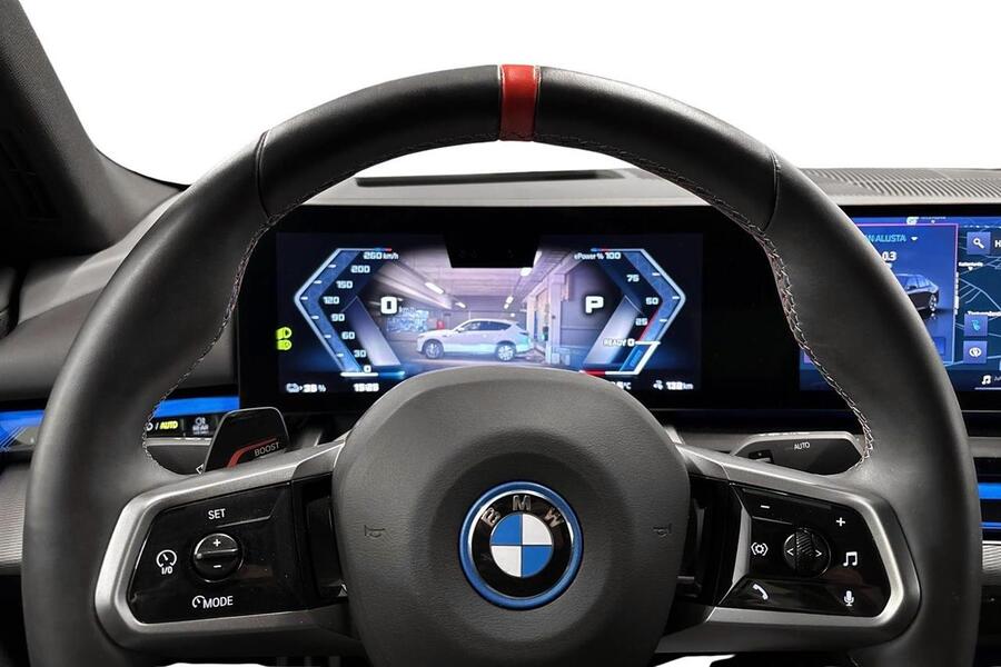 BMW i5 M60 vaihtoauto