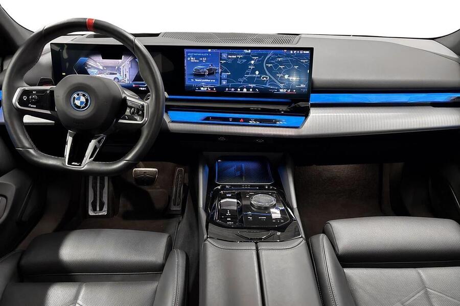 BMW i5 M60 vaihtoauto